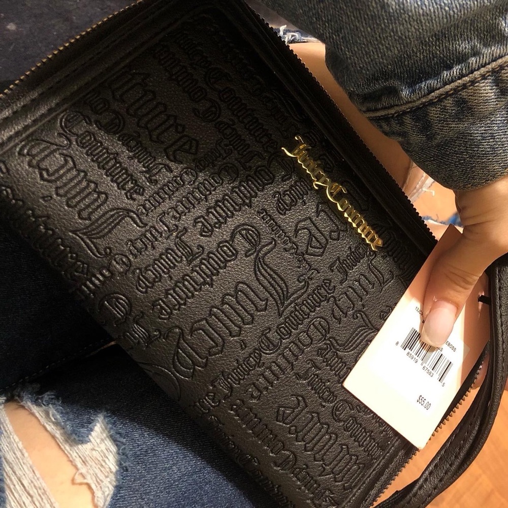 Black wallet
